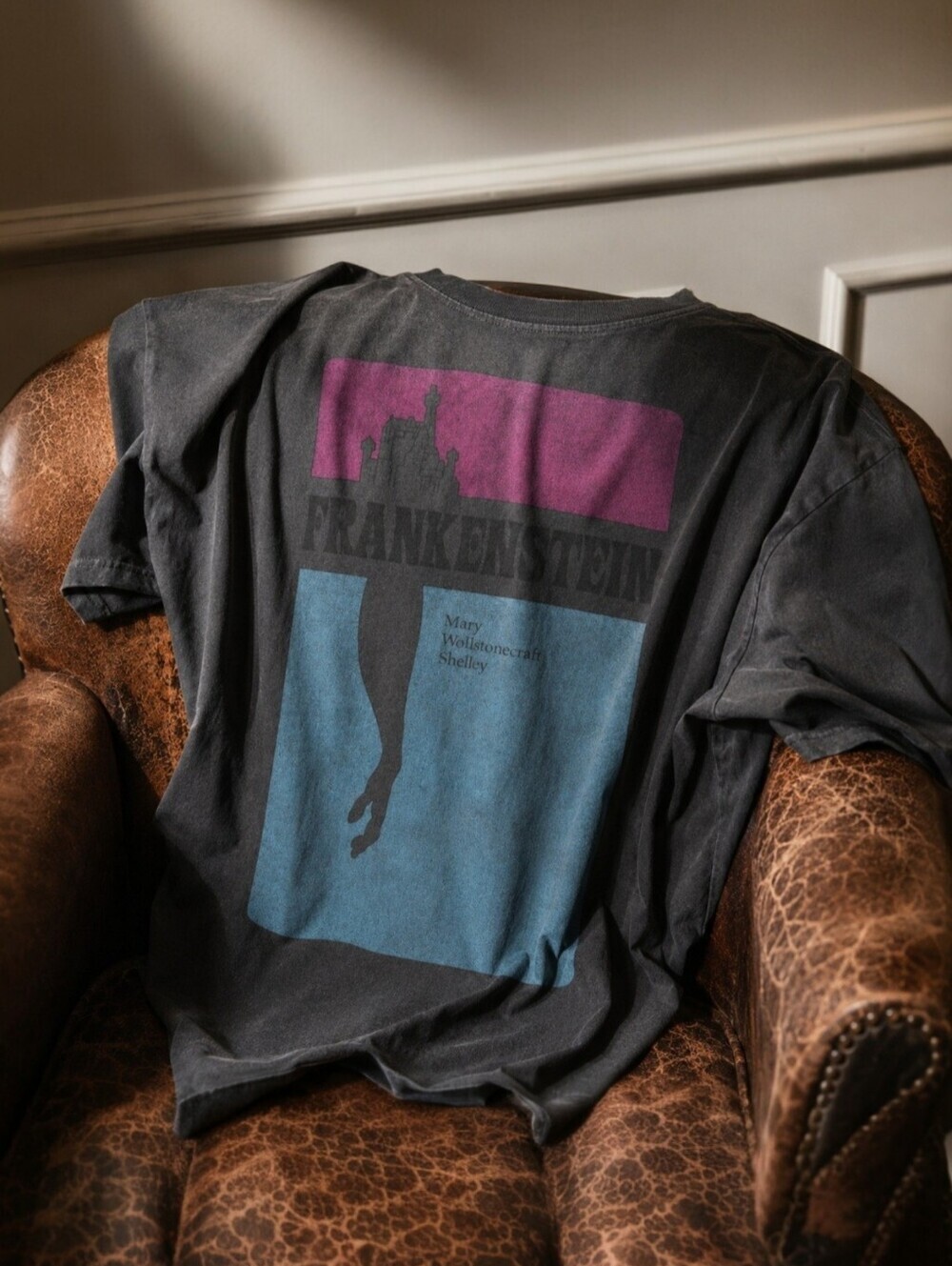 Frankenstein Mary Shelley Graphic Tee Gray Large - Picture 2 of 13